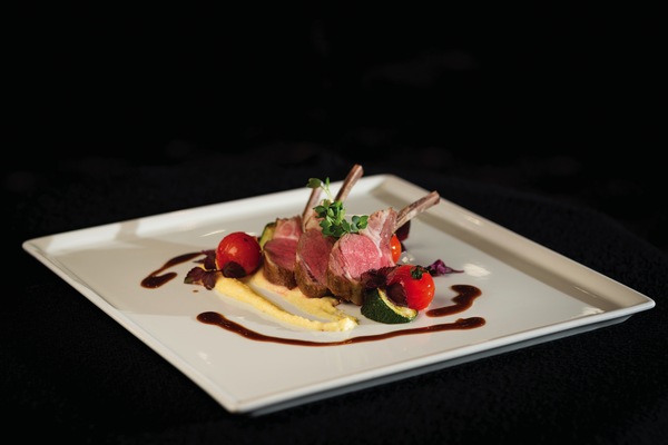 APT Travelmarvel Jewel Food Restaurant 2.jpg